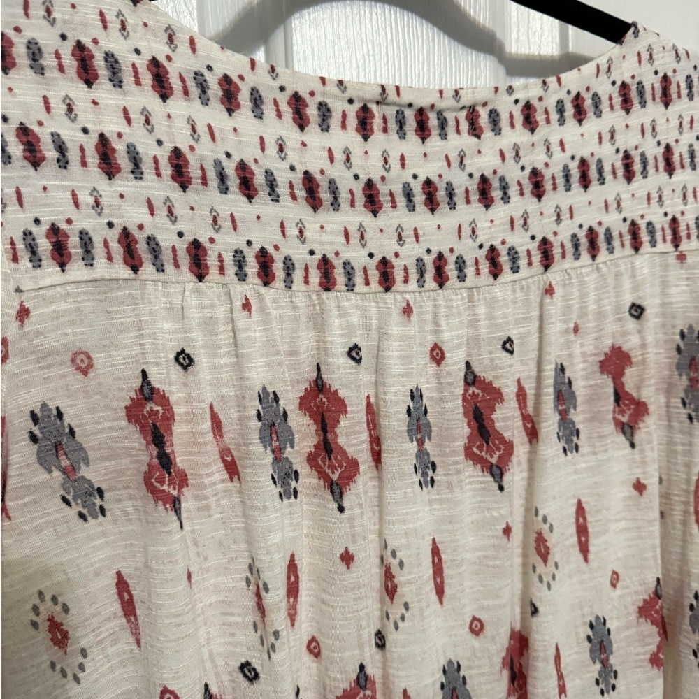 Lucky Brand Top *GREAT CONDITION* - Picture 6 of 8
